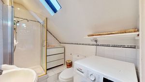 Photo 11- click for photo gallery